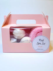 A bath set in a pink box scented in peach